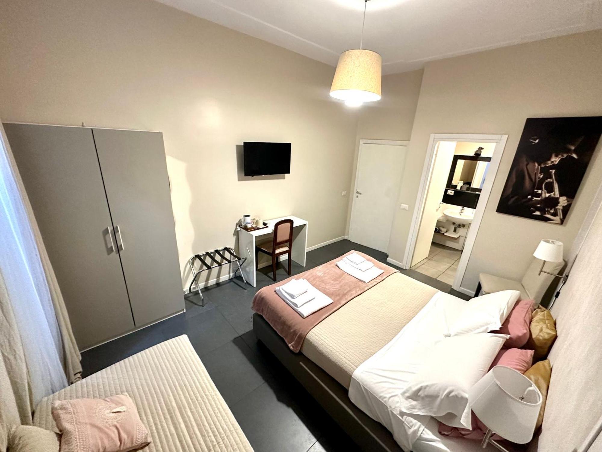Bed And Breakfast Le Due Civette Rome Exterior photo